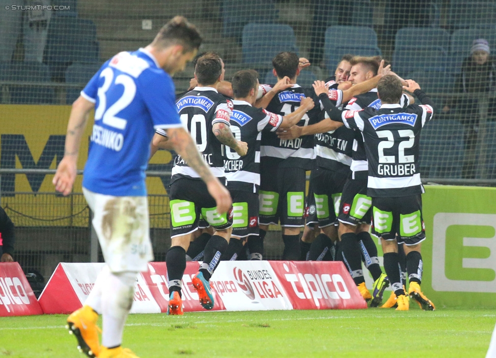 Sturm Graz - Groedig
Oesterreichische Fussball Bundesliga, 11. Runde, SK Sturm Graz - SV Groedig, Stadion Liebenau Graz, 04.10.2014. 

Foto zeigt die Mannschaft von Sturm
Schlüsselwörter: torjubel