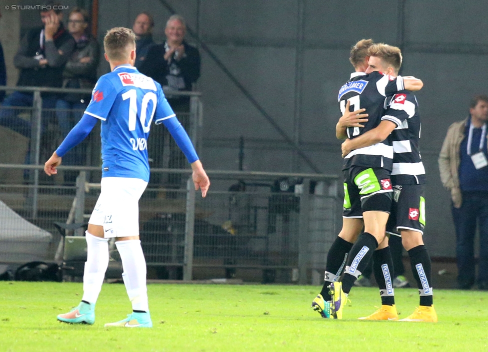 Sturm Graz - Groedig
Oesterreichische Fussball Bundesliga, 11. Runde, SK Sturm Graz - SV Groedig, Stadion Liebenau Graz, 04.10.2014. 

Foto zeigt Dieter Elsneg (Groedig), Martin Ehrenreich (Sturm) und Thorsten Schick (Sturm)
Schlüsselwörter: jubel