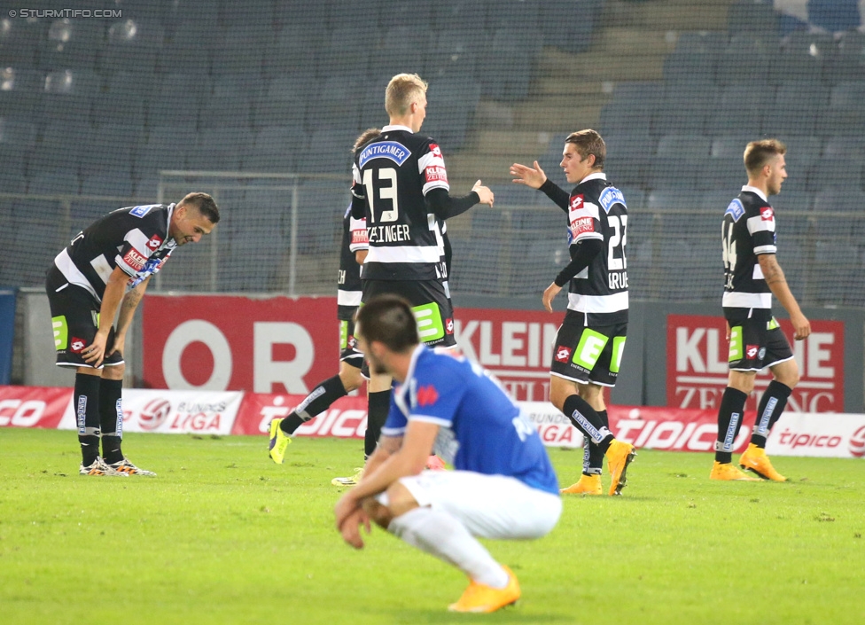 Sturm Graz - Groedig
Oesterreichische Fussball Bundesliga, 11. Runde, SK Sturm Graz - SV Groedig, Stadion Liebenau Graz, 04.10.2014. 

Foto zeigt die Mannschaft von Sturm
Schlüsselwörter: jubel