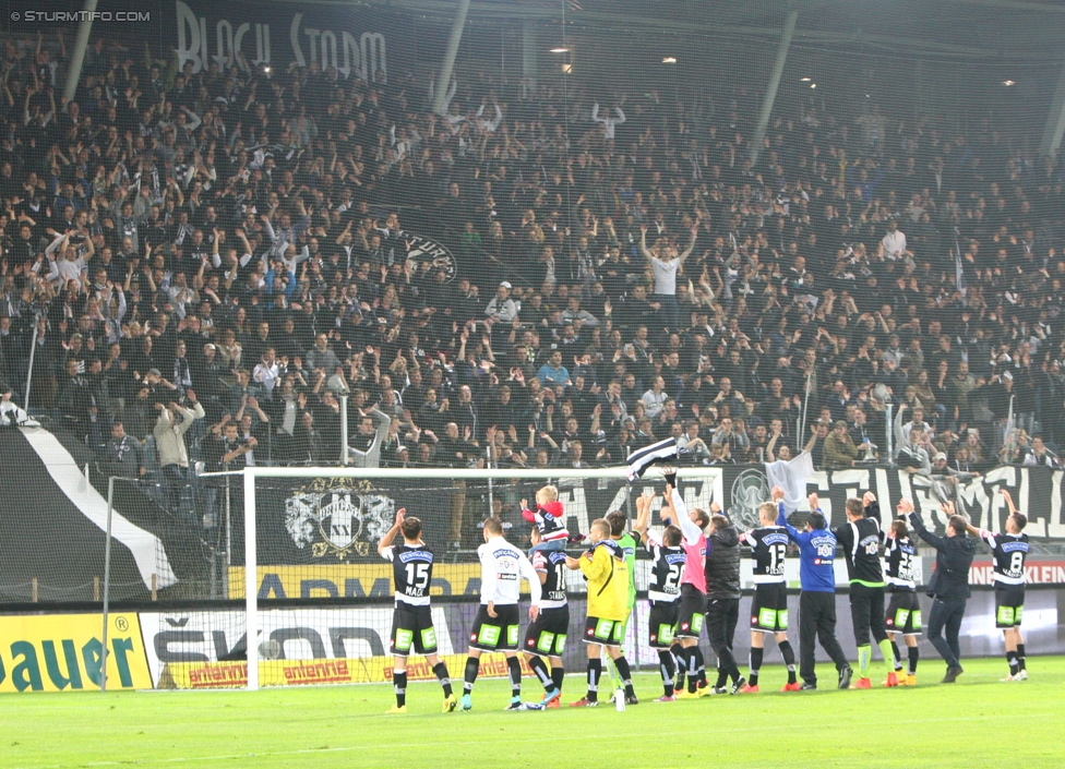 Sturm Graz - Groedig
Oesterreichische Fussball Bundesliga, 11. Runde, SK Sturm Graz - SV Groedig, Stadion Liebenau Graz, 04.10.2014. 

Foto zeigt die Mannschaft von Sturm
Schlüsselwörter: jubel