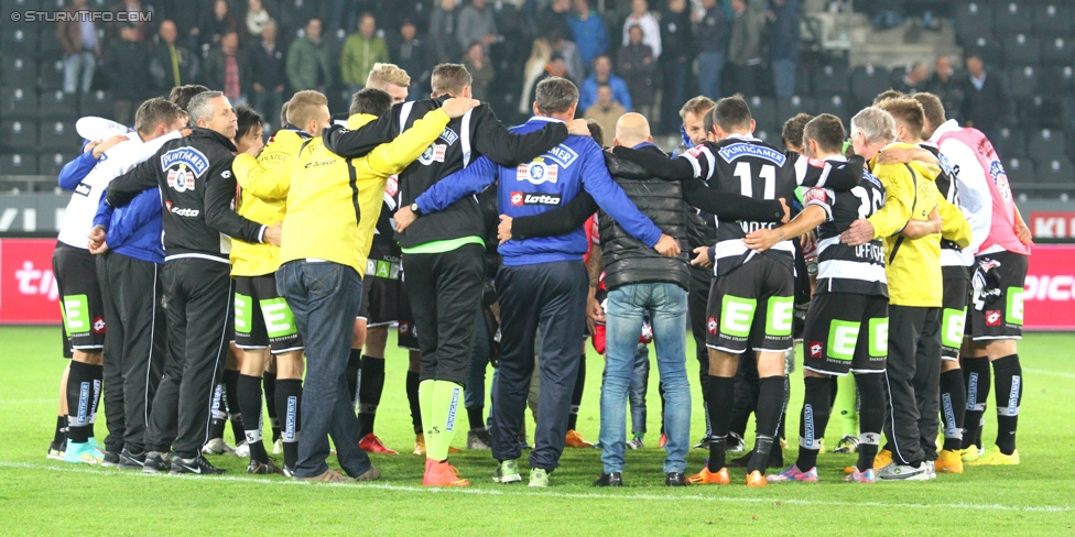 Sturm Graz - Groedig
Oesterreichische Fussball Bundesliga, 11. Runde, SK Sturm Graz - SV Groedig, Stadion Liebenau Graz, 04.10.2014. 

Foto zeigt die Mannschaft von Sturm
Schlüsselwörter: jubel