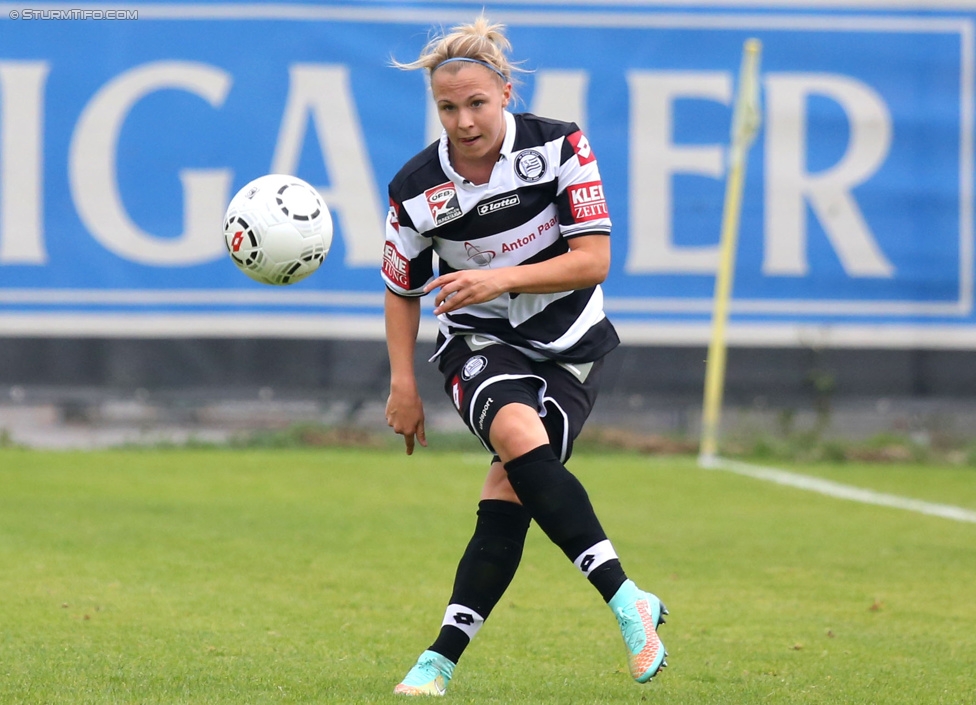 Sturm Damen - LUV
OEFB Frauenliga, 6. Runde,  SK Sturm Graz Damen - LUV Graz, Trainingszentrum Messendorf, 04.10.2014. 

Foto zeigt Irina Wurzinger (Sturm Damen)
