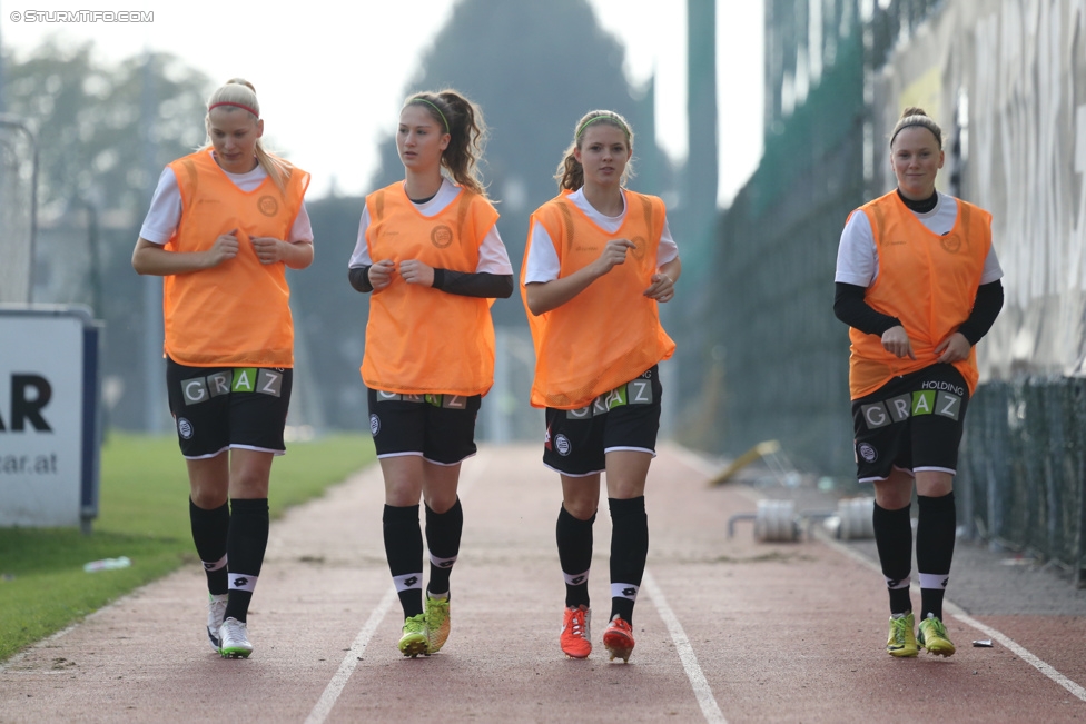 Sturm Damen - LUV
OEFB Frauenliga, 6. Runde,  SK Sturm Graz Damen - LUV Graz, Trainingszentrum Messendorf, 04.10.2014. 

Foto zeigt Spielerinnen der Sturm Damen
