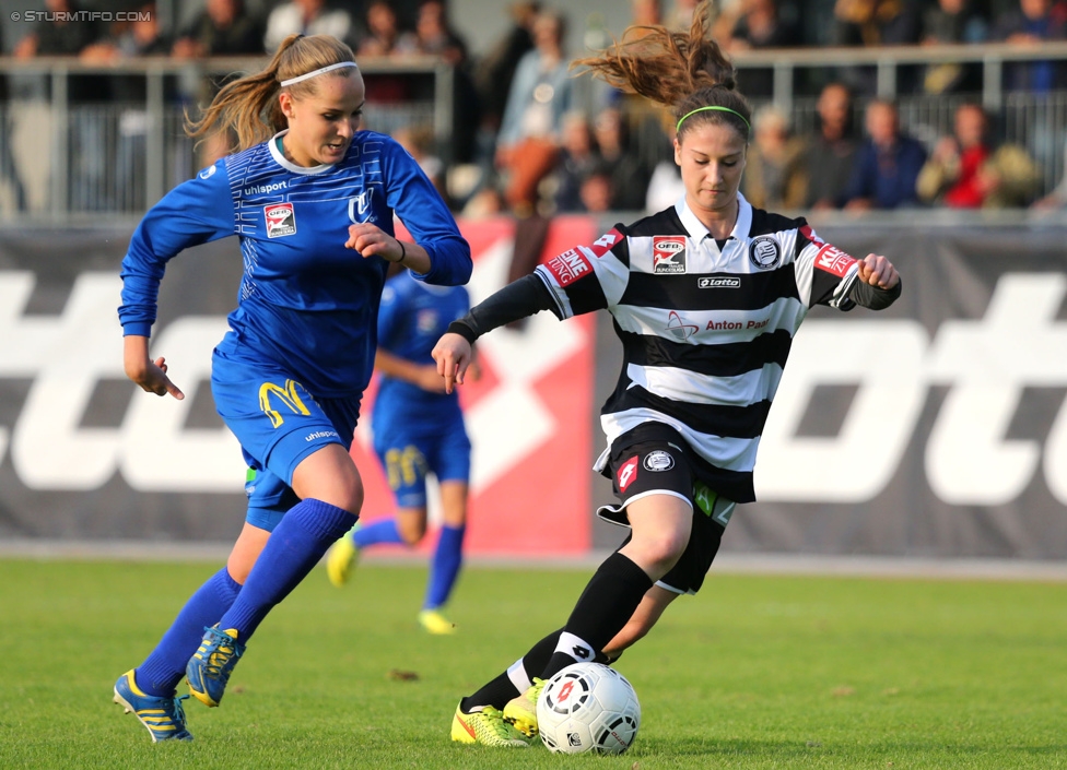 Sturm Damen - LUV
OEFB Frauenliga, 6. Runde,  SK Sturm Graz Damen - LUV Graz, Trainingszentrum Messendorf, 04.10.2014. 

Foto zeigt Lara Lazarek (Sturm Damen)
