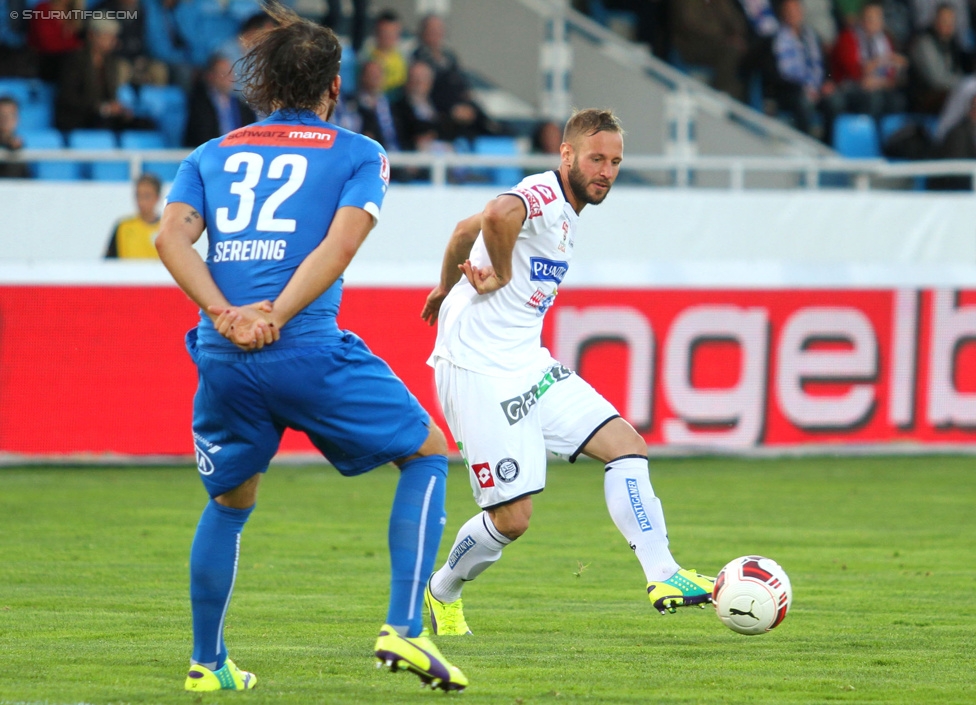 Wiener Neustadt - Sturm Graz
Oesterreichische Fussball Bundesliga, 12. Runde, SC Wiener Neustadt - SK Sturm Graz, Stadion Wiener Neustadt, 19.10.2014. 

Foto zeigt Matthias Sereinig (Wr. Neustadt) und Martin Ehrenreich (Sturm)
