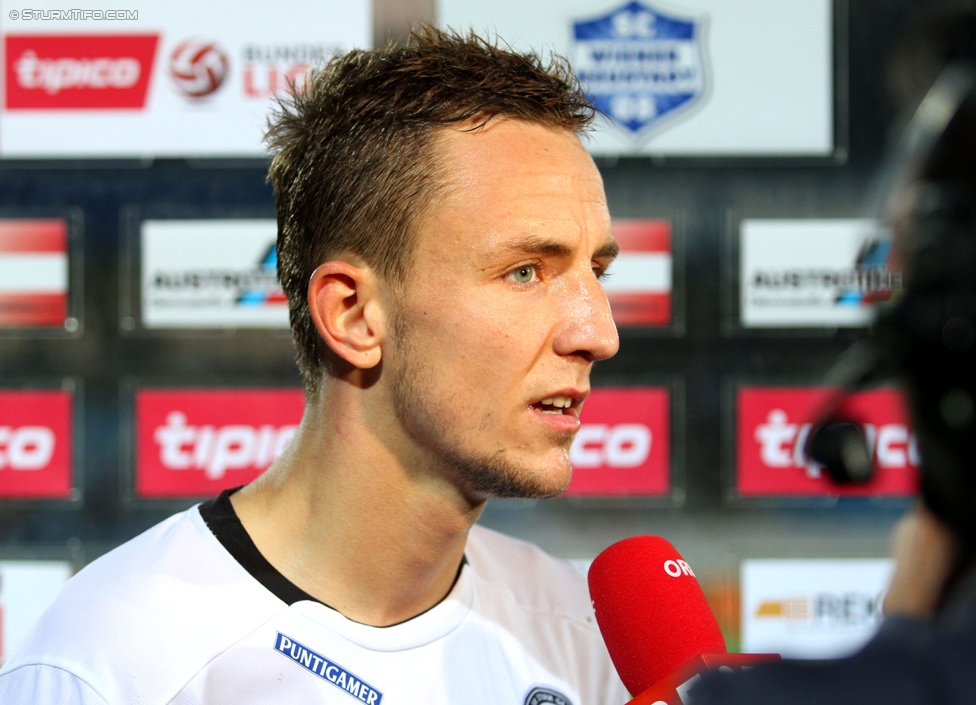 Wiener Neustadt - Sturm Graz
Oesterreichische Fussball Bundesliga, 12. Runde, SC Wiener Neustadt - SK Sturm Graz, Stadion Wiener Neustadt, 19.10.2014. 

Foto zeigt Daniel Beichler (Sturm) beim Interview
