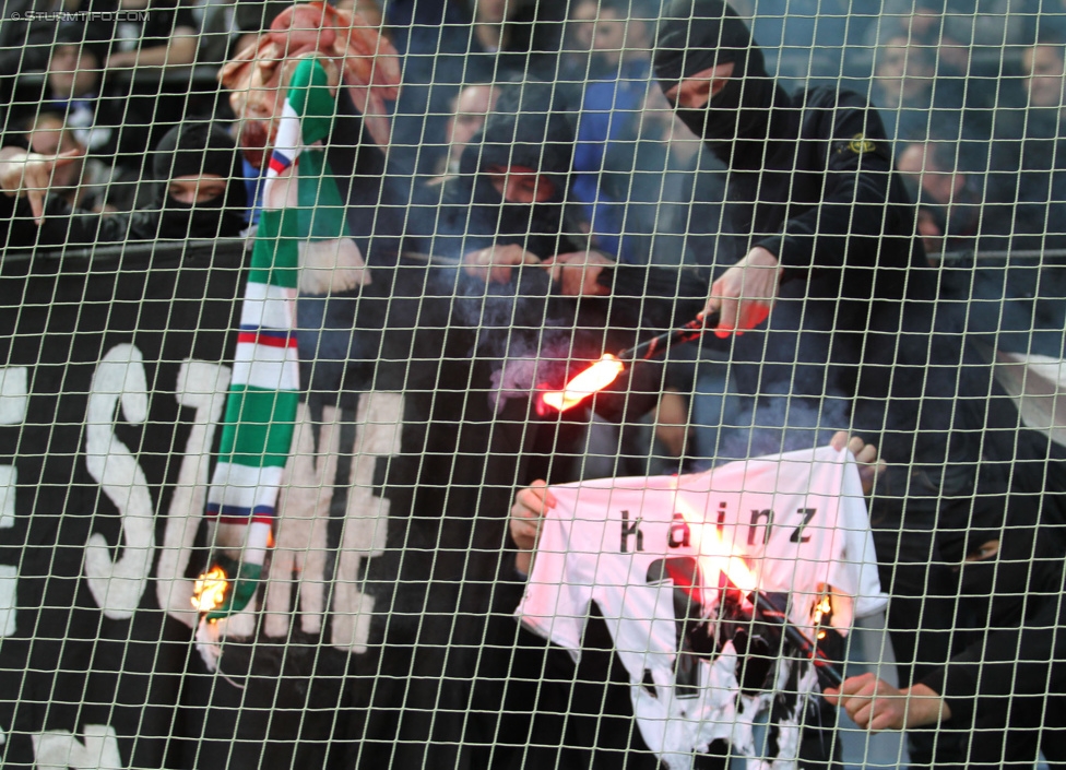 Sturm Graz - Rapid Wien
Oesterreichische Fussball Bundesliga, 13. Runde, SK Sturm Graz - SK Rapid Wien, Stadion Liebenau Graz, 25.10.2014. 

Foto zeigt Fans von Sturm
