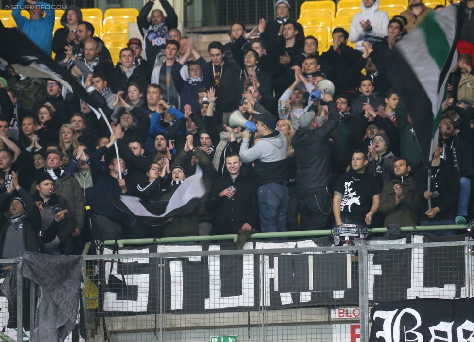 Rapid Wien - Sturm Graz
OEFB Cup, Achtelfinale, SK Rapid Wien - SK Sturm Graz, Ernst-Happel-Stadion Wien, 29.10.2014. 

Foto zeigt Fans von Sturm
