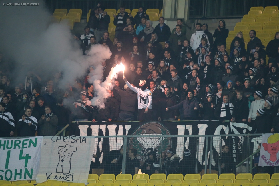 Rapid Wien - Sturm Graz
OEFB Cup, Achtelfinale, SK Rapid Wien - SK Sturm Graz, Ernst-Happel-Stadion Wien, 29.10.2014. 

Foto zeigt Fans von Sturm
Schlüsselwörter: pyrotechnik