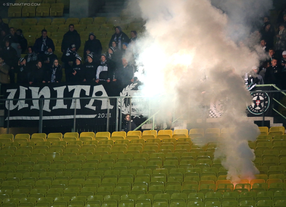 Rapid Wien - Sturm Graz
OEFB Cup, Achtelfinale, SK Rapid Wien - SK Sturm Graz, Ernst-Happel-Stadion Wien, 29.10.2014. 

Foto zeigt Fans von Sturm
Schlüsselwörter: pyrotechnik