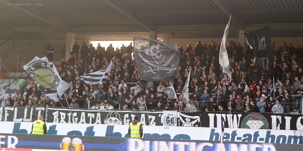 Austria Wien - Sturm Graz
Oesterreichische Fussball Bundesliga, 14. Runde, FK Austria Wien - SK Sturm Graz, Franz-Horr-Stadion Wien, 01.11.2014. 

Foto zeigt Fans von Sturm
