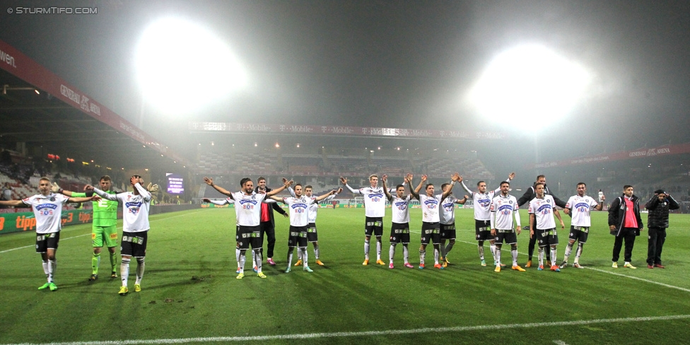 Austria Wien - Sturm Graz
Oesterreichische Fussball Bundesliga, 14. Runde, FK Austria Wien - SK Sturm Graz, Franz-Horr-Stadion Wien, 01.11.2014. 

Foto zeigt die Mannschaft von Sturm
Schlüsselwörter: jubel