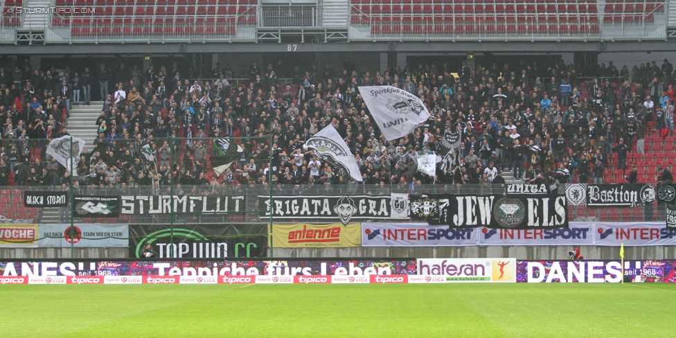 Wolfsberg - Sturm Graz
Oesterreichische Fussball Bundesliga, 15. Runde, Wolfsberger AC - SK Sturm Graz, Woertherseestadion Klagenfurt, 08.11.2014. 

Foto zeigt Fans von Sturm
