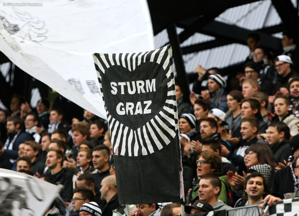 Wolfsberg - Sturm Graz
Oesterreichische Fussball Bundesliga, 15. Runde, Wolfsberger AC - SK Sturm Graz, Woertherseestadion Klagenfurt, 08.11.2014. 

Foto zeigt Fans von Sturm
