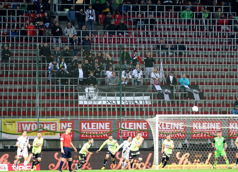 Wolfsberg - Sturm Graz
Oesterreichische Fussball Bundesliga, 15. Runde, Wolfsberger AC - SK Sturm Graz, Woertherseestadion Klagenfurt, 08.11.2014. 

Foto zeigt Fans von Wolfsberg
