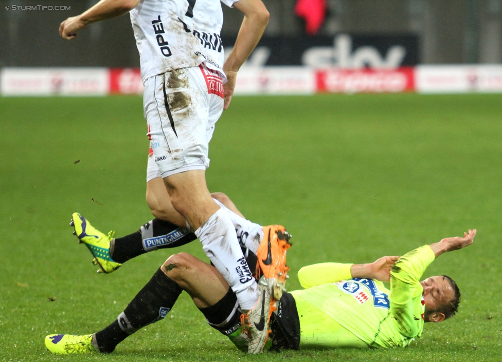 Wolfsberg - Sturm Graz
Oesterreichische Fussball Bundesliga, 15. Runde, Wolfsberger AC - SK Sturm Graz, Woertherseestadion Klagenfurt, 08.11.2014. 

Foto zeigt Martin Ehrenreich (Sturm)
Schlüsselwörter: foul