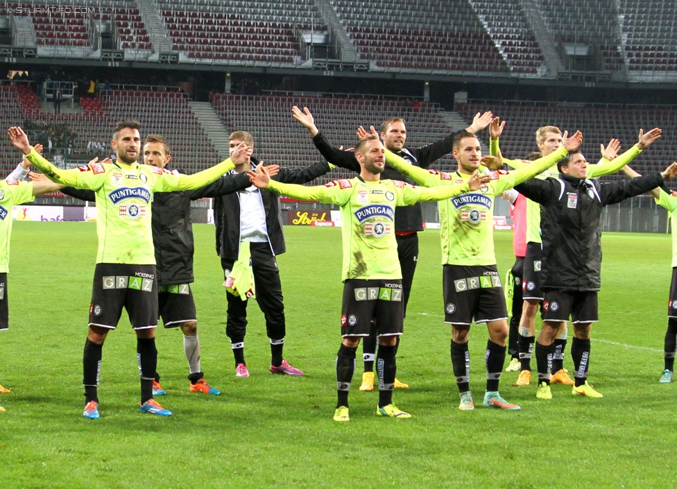 Wolfsberg - Sturm Graz
Oesterreichische Fussball Bundesliga, 15. Runde, Wolfsberger AC - SK Sturm Graz, Woertherseestadion Klagenfurt, 08.11.2014. 

Foto zeigt die Mannschaft von Sturm
Schlüsselwörter: jubel