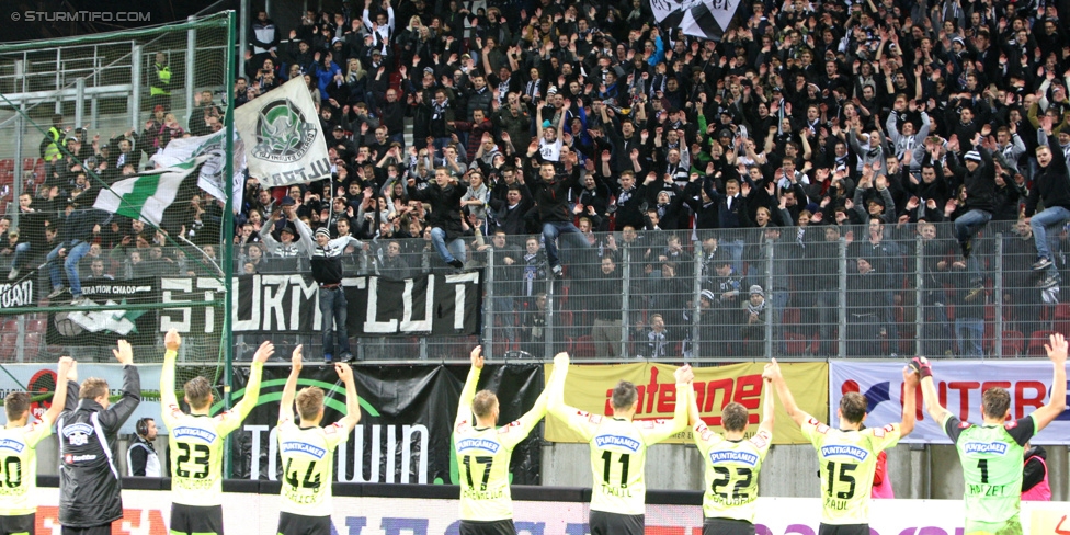 Wolfsberg - Sturm Graz
Oesterreichische Fussball Bundesliga, 15. Runde, Wolfsberger AC - SK Sturm Graz, Woertherseestadion Klagenfurt, 08.11.2014. 

Foto zeigt die Mannschaft von Sturm
Schlüsselwörter: jubel