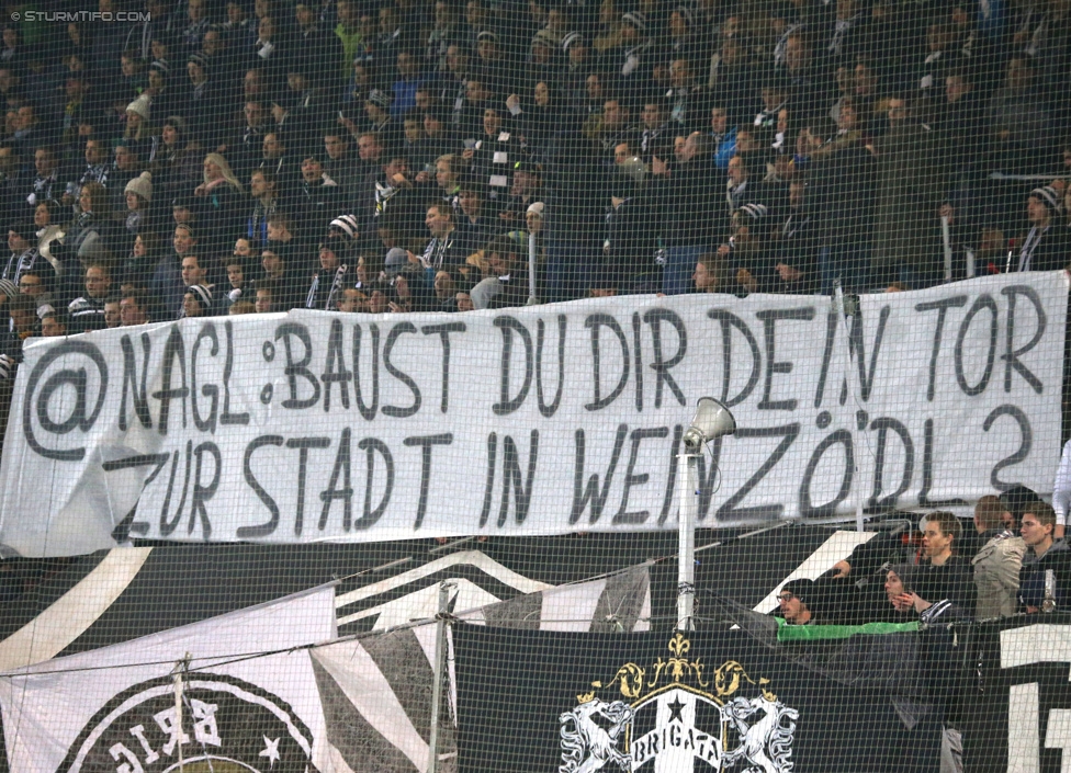 Sturm Graz - RB Salzburg
Oesterreichische Fussball Bundesliga, 16. Runde, SK Sturm Graz - FC RB Salzburg, Stadion Liebenau Graz, 23.11.2014. 

Foto zeigt Fans von Sturm mit einem Spruchband
Schlüsselwörter: protest