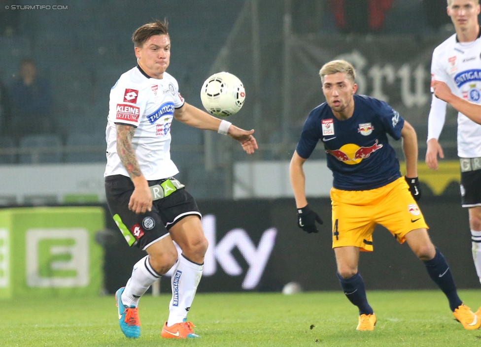 Sturm Graz - RB Salzburg
Oesterreichische Fussball Bundesliga, 16. Runde, SK Sturm Graz - FC RB Salzburg, Stadion Liebenau Graz, 23.11.2014. 

Foto zeigt Marko Stankovic (Sturm) und Kevin Kampl (Salzburg)
