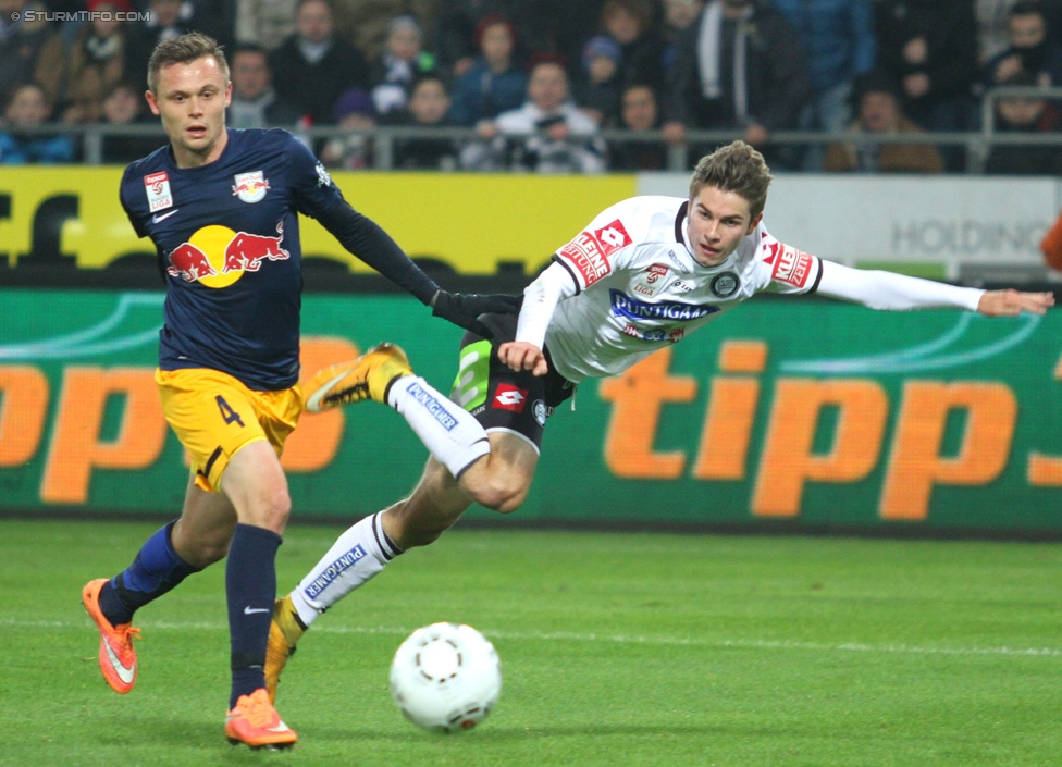 Sturm Graz - RB Salzburg
Oesterreichische Fussball Bundesliga, 16. Runde, SK Sturm Graz - FC RB Salzburg, Stadion Liebenau Graz, 23.11.2014. 

Foto zeigt Peter Ankersen (Salzburg) und Andreas Gruber (Sturm)
