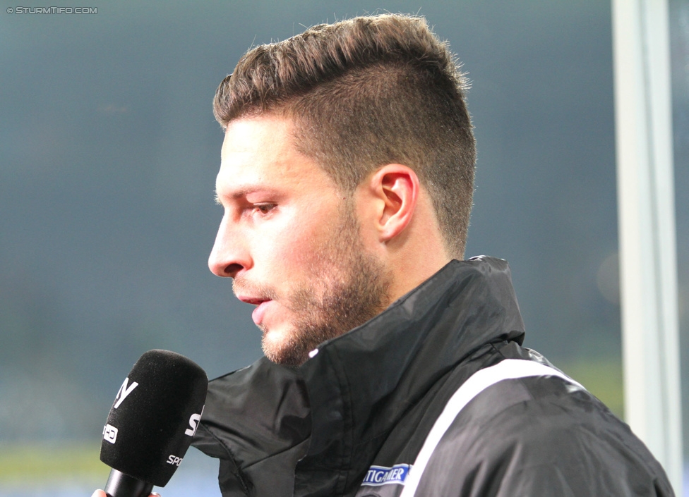 Sturm Graz - RB Salzburg
Oesterreichische Fussball Bundesliga, 16. Runde, SK Sturm Graz - FC RB Salzburg, Stadion Liebenau Graz, 23.11.2014. 

Foto zeigt Marco Djuricin (Sturm) beim Interview
