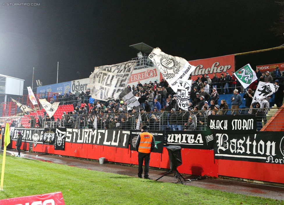 Admira Wacker - Sturm Graz
Oesterreichische Fussball Bundesliga, 17. Runde, FC Admira Wacker Moedling, Stadion Suedstadt Maria Enzersdorf, 29.11.2014. 

Foto zeigt Fans von Sturm
