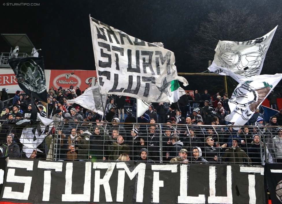 Admira Wacker - Sturm Graz
Oesterreichische Fussball Bundesliga, 17. Runde, FC Admira Wacker Moedling, Stadion Suedstadt Maria Enzersdorf, 29.11.2014. 

Foto zeigt Fans von Sturm
