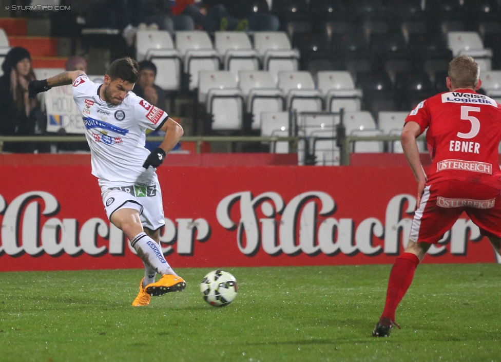 Admira Wacker - Sturm Graz
Oesterreichische Fussball Bundesliga, 17. Runde, FC Admira Wacker Moedling, Stadion Suedstadt Maria Enzersdorf, 29.11.2014. 

Foto zeigt Marco Djuricin (Sturm) und Thomas Ebner (Admira) 
