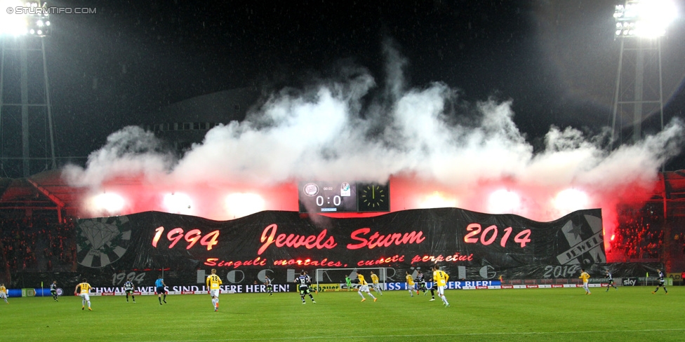 Sturm Graz - Ried
Oesterreichische Fussball Bundesliga, 18. Runde, SK Sturm Graz - SV Ried, Stadion Liebenau Graz, 06.12.2014. 

Foto zeigt Fans von Sturm mit einer Choreografie
Schlüsselwörter: pyrotechnik