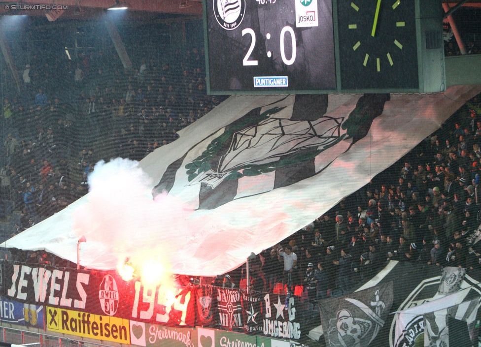 Sturm Graz - Ried
Oesterreichische Fussball Bundesliga, 18. Runde, SK Sturm Graz - SV Ried, Stadion Liebenau Graz, 06.12.2014. 

Foto zeigt Fans von Sturm mit einer Choreografie 
