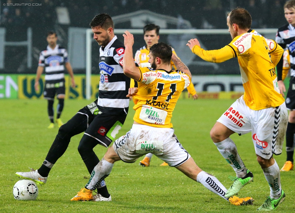 Sturm Graz - Ried
Oesterreichische Fussball Bundesliga, 18. Runde, SK Sturm Graz - SV Ried, Stadion Liebenau Graz, 06.12.2014. 

Foto zeigt Marco Djuricin (Sturm) und Oliver Kragl (Ried)
