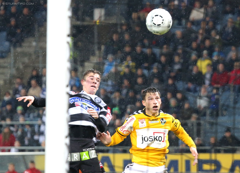 Sturm Graz - Ried
Oesterreichische Fussball Bundesliga, 18. Runde, SK Sturm Graz - SV Ried, Stadion Liebenau Graz, 06.12.2014. 

Foto zeigt Andreas Gruber (Sturm)
Schlüsselwörter: kopfball