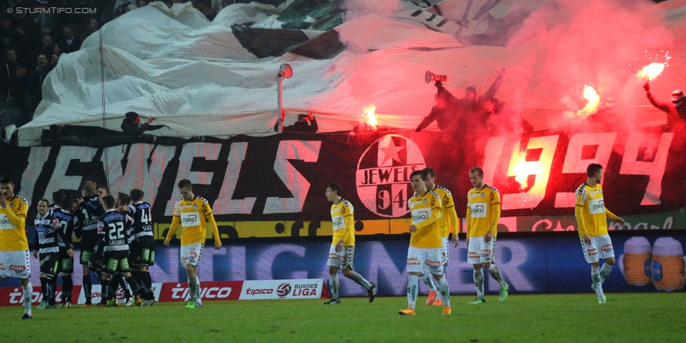 Sturm Graz - Ried
Oesterreichische Fussball Bundesliga, 18. Runde, SK Sturm Graz - SV Ried, Stadion Liebenau Graz, 06.12.2014. 

Foto zeigt die Mannschaft von Sturm
Schlüsselwörter: torjubel