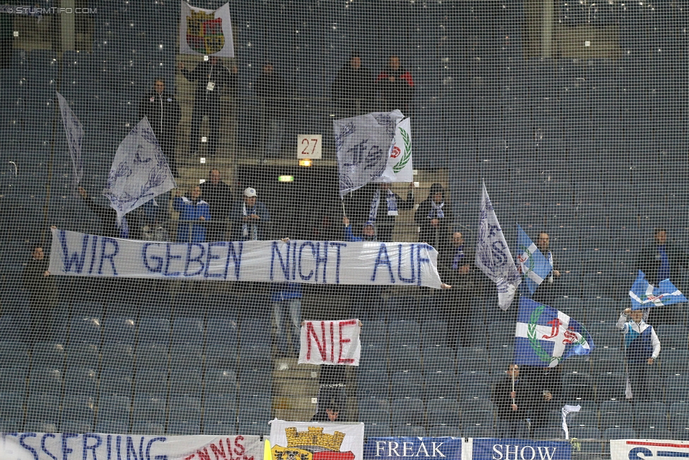 Sturm Graz - Wr. Neustadt
Oesterreichische Fussball Bundesliga, 21. Runde, SK Sturm Graz - SC Wiener Neustadt, Stadion Liebenau Graz, 21.02.2015. 

Foto zeigt Fans von Wiener Neustadt
