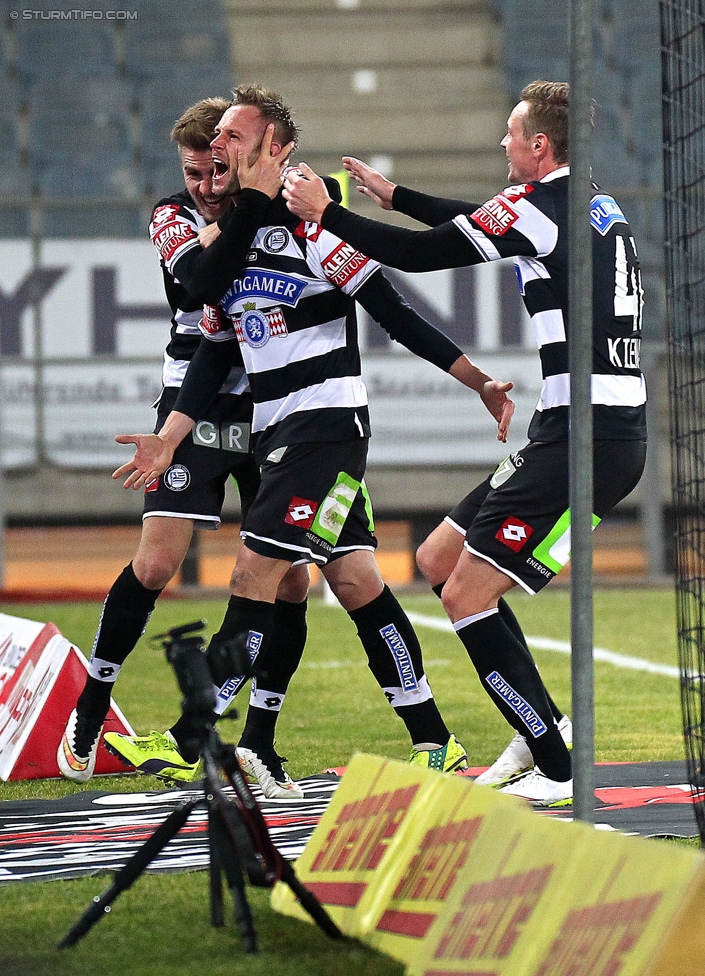 Sturm Graz - Wr. Neustadt
Oesterreichische Fussball Bundesliga, 21. Runde, SK Sturm Graz - SC Wiener Neustadt, Stadion Liebenau Graz, 21.02.2015. 

Foto zeigt Martin Ehrenreich (Sturm), Thorsten Schick (Sturm) und Roman Kienast (Sturm)
Schlüsselwörter: torjubel