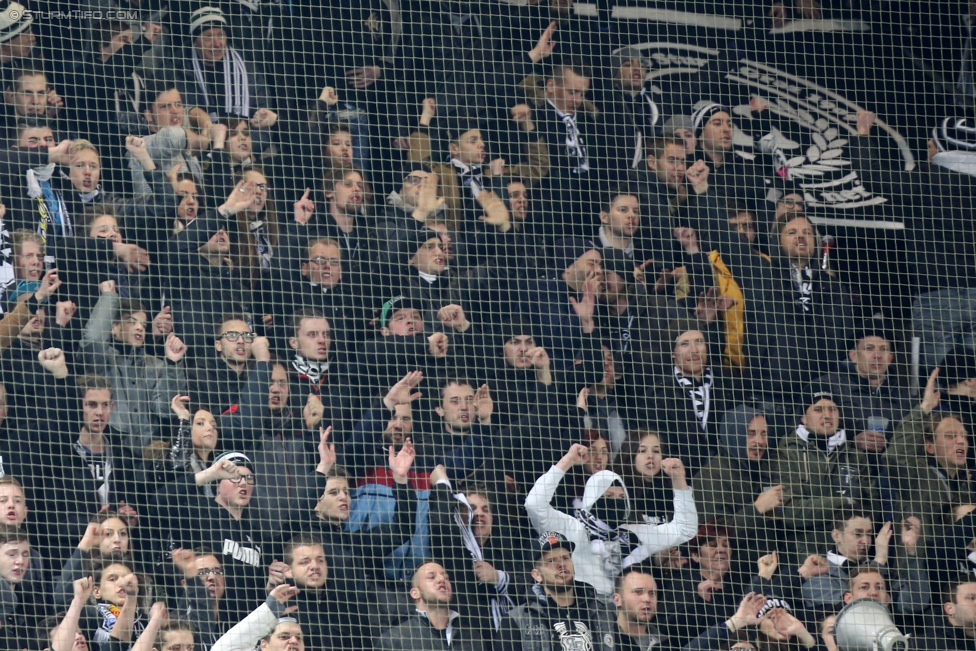 Sturm Graz - Austria Wien
Oesterreichische Fussball Bundesliga, 23. Runde, SK Sturm Graz - FK Austria Wien, Stadion Liebenau Graz, 03.03.2015. 

Foto zeigt Fans von Sturm
