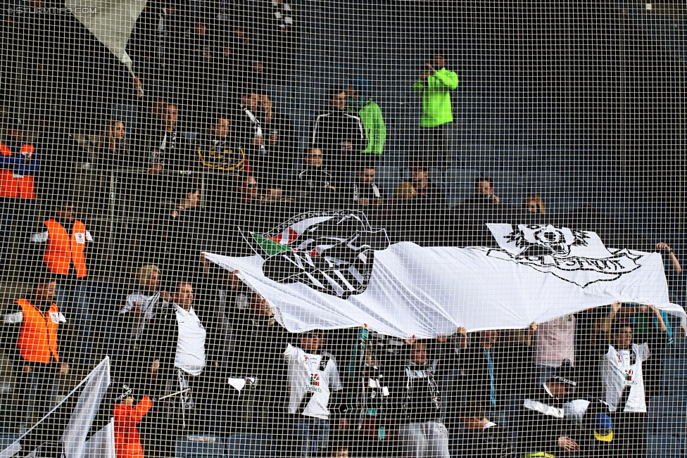 Sturm Graz - Wolfsberg
Oesterreichische Fussball Bundesliga, 24. Runde, SK Sturm Graz - Wolfsberg AC, Stadion Liebenau Graz, 07.03.2015. 

Foto zeigt Fans von Wolfsberg
