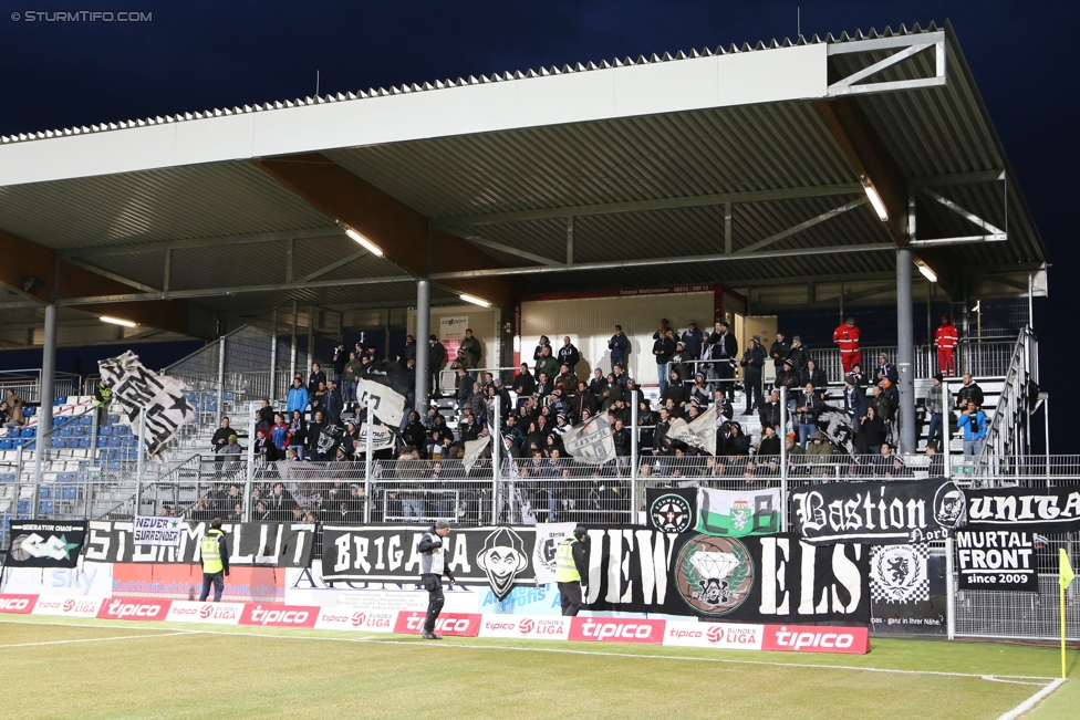 Groedig - Sturm Graz
Oesterreichische Fussball Bundesliga, 20. Runde, SV Groedig - SK Sturm Graz, Untersbergarena Groedig, 11.03.2015. 

Foto zeigt Fans von Sturm
