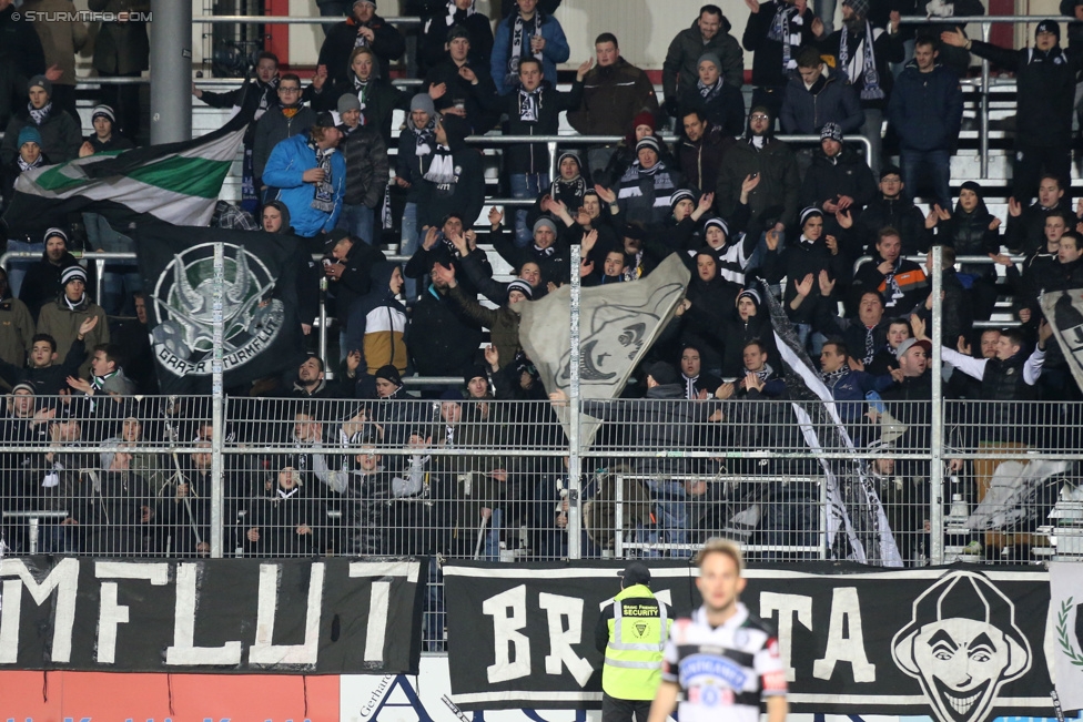 Groedig - Sturm Graz
Oesterreichische Fussball Bundesliga, 20. Runde, SV Groedig - SK Sturm Graz, Untersbergarena Groedig, 11.03.2015. 

Foto zeigt Fans von Sturm
