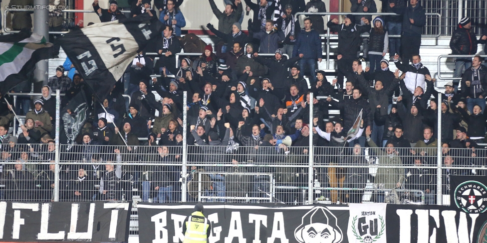 Groedig - Sturm Graz
Oesterreichische Fussball Bundesliga, 20. Runde, SV Groedig - SK Sturm Graz, Untersbergarena Groedig, 11.03.2015. 

Foto zeigt Fans von Sturm
