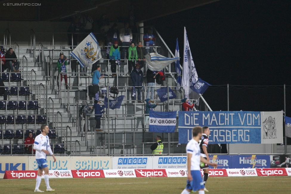 Groedig - Sturm Graz
Oesterreichische Fussball Bundesliga, 20. Runde, SV Groedig - SK Sturm Graz, Untersbergarena Groedig, 11.03.2015. 

Foto zeigt Fans von Groedig
