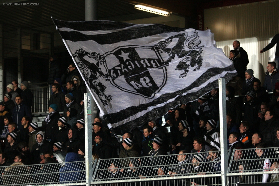 Groedig - Sturm Graz
Oesterreichische Fussball Bundesliga, 20. Runde, SV Groedig - SK Sturm Graz, Untersbergarena Groedig, 11.03.2015. 

Foto zeigt Fans von Sturm
