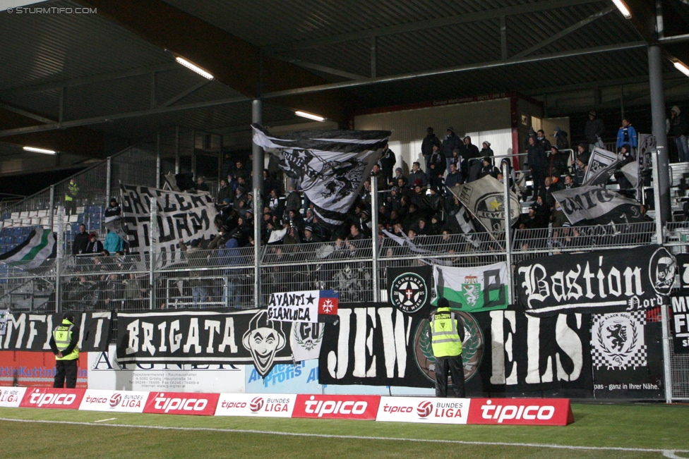 Groedig - Sturm Graz
Oesterreichische Fussball Bundesliga, 20. Runde, SV Groedig - SK Sturm Graz, Untersbergarena Groedig, 11.03.2015. 

Foto zeigt Fans von Sturm
