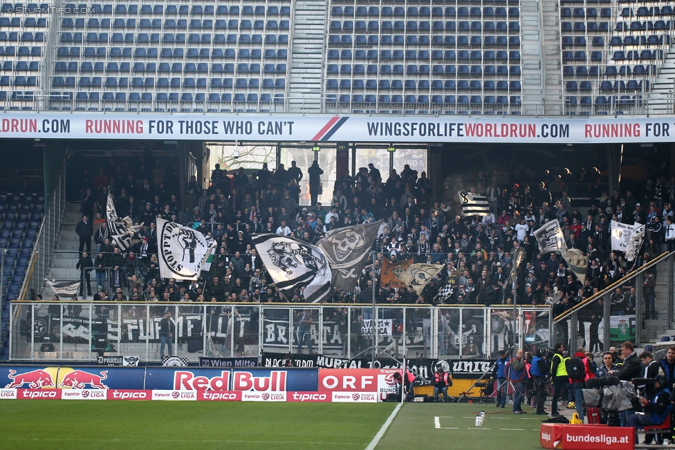 RB Salzburg - Sturm Graz
Oesterreichische Fussball Bundesliga, 25. Runde, FC RB Salzburg - SK Sturm Graz, Stadion Wals-Siezenheim, 15.03.2015. 

Foto zeigt Fans von Sturm
