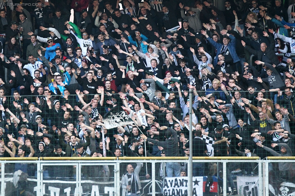 RB Salzburg - Sturm Graz
Oesterreichische Fussball Bundesliga, 25. Runde, FC RB Salzburg - SK Sturm Graz, Stadion Wals-Siezenheim, 15.03.2015. 

Foto zeigt Fans von Sturm
