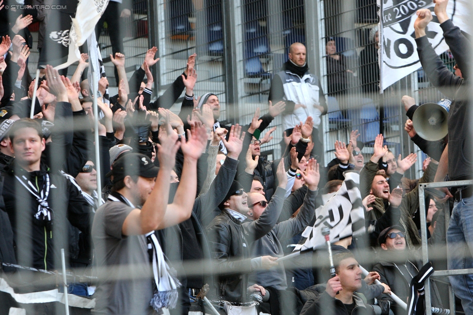 RB Salzburg - Sturm Graz
Oesterreichische Fussball Bundesliga, 25. Runde, FC RB Salzburg - SK Sturm Graz, Stadion Wals-Siezenheim, 15.03.2015. 

Foto zeigt Fans von Sturm
