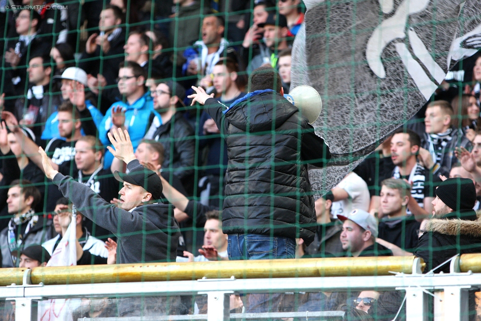 RB Salzburg - Sturm Graz
Oesterreichische Fussball Bundesliga, 25. Runde, FC RB Salzburg - SK Sturm Graz, Stadion Wals-Siezenheim, 15.03.2015. 

Foto zeigt Fans von Sturm
