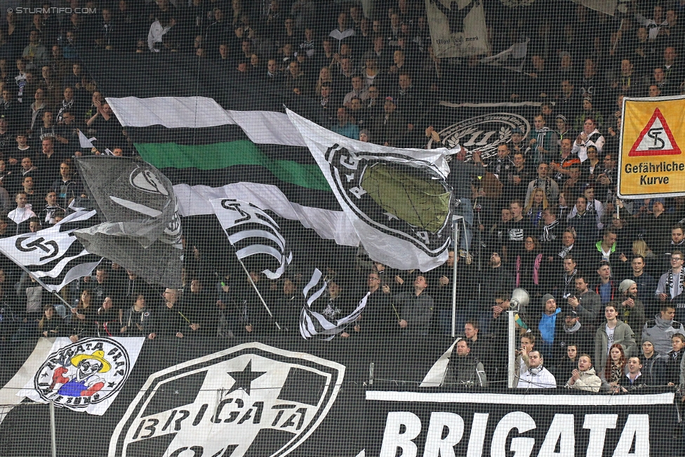 Sturm Graz - Admira
Oesterreichische Fussball Bundesliga, 26. Runde, SK Sturm Graz - FC Admira Wacker Moedling, Stadion Liebenau Graz, 21.03.2015. 

Foto zeigt Fans von Sturm
