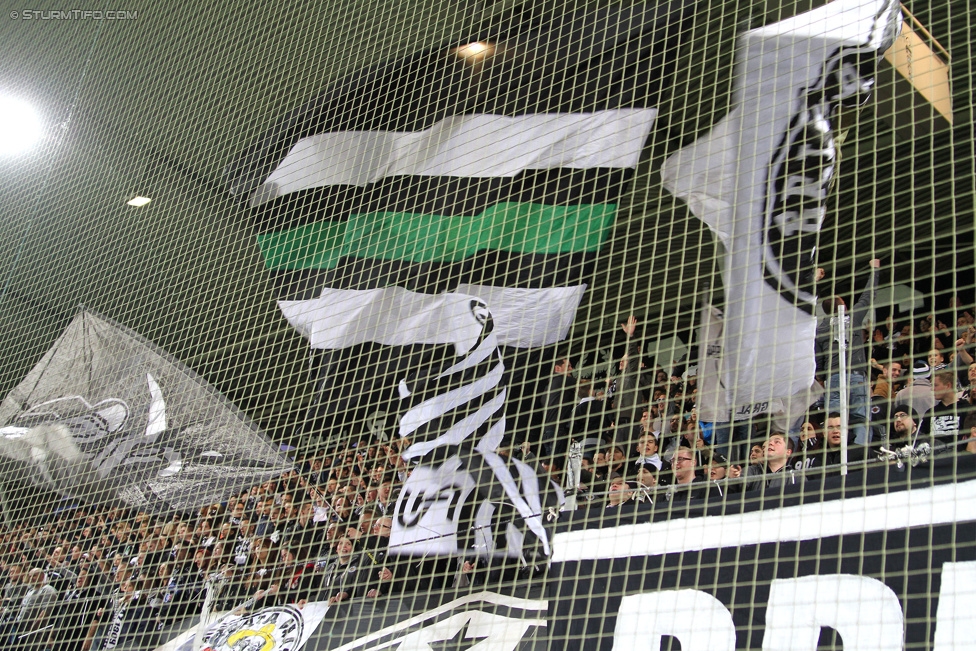 Sturm Graz - Admira
Oesterreichische Fussball Bundesliga, 26. Runde, SK Sturm Graz - FC Admira Wacker Moedling, Stadion Liebenau Graz, 21.03.2015. 

Foto zeigt Fans von Sturm
